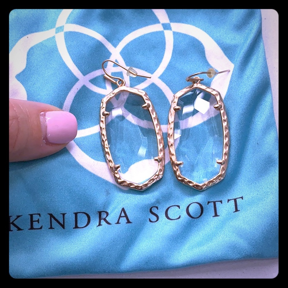 Enders Scott rose gold earrings